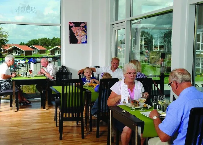 Prázdninový areál Center 2*