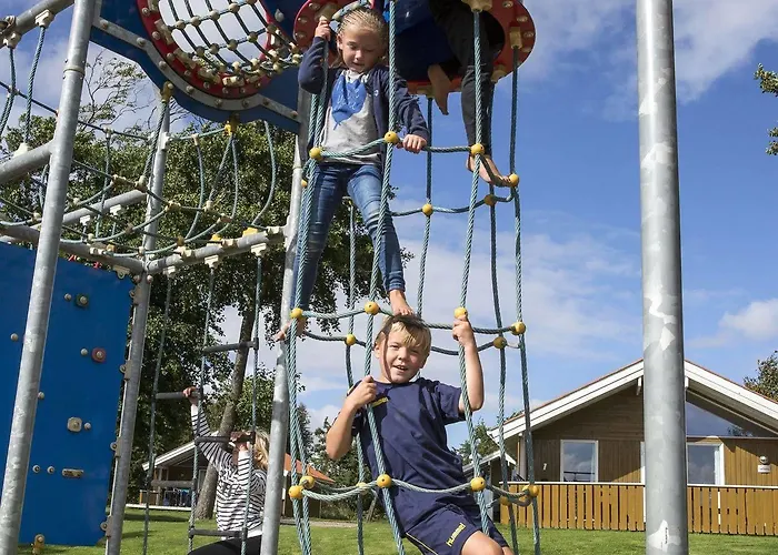 Center Prázdninový areál 2*